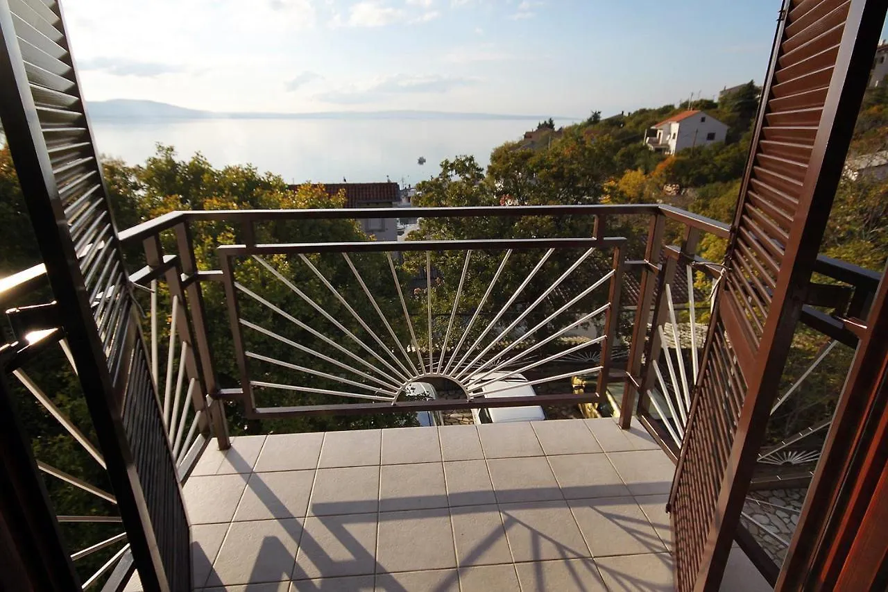 Apartment Klenovica 5580b 0*,  Croacia